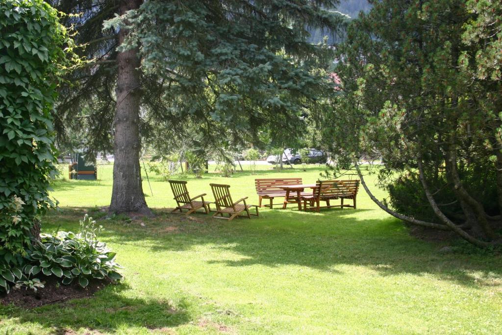 Ferienwohnungen Familie Wetzlinger Bad Kleinkirchheim Exterior photo