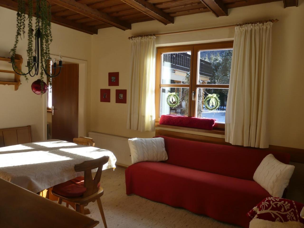 Ferienwohnungen Familie Wetzlinger Bad Kleinkirchheim Exterior photo
